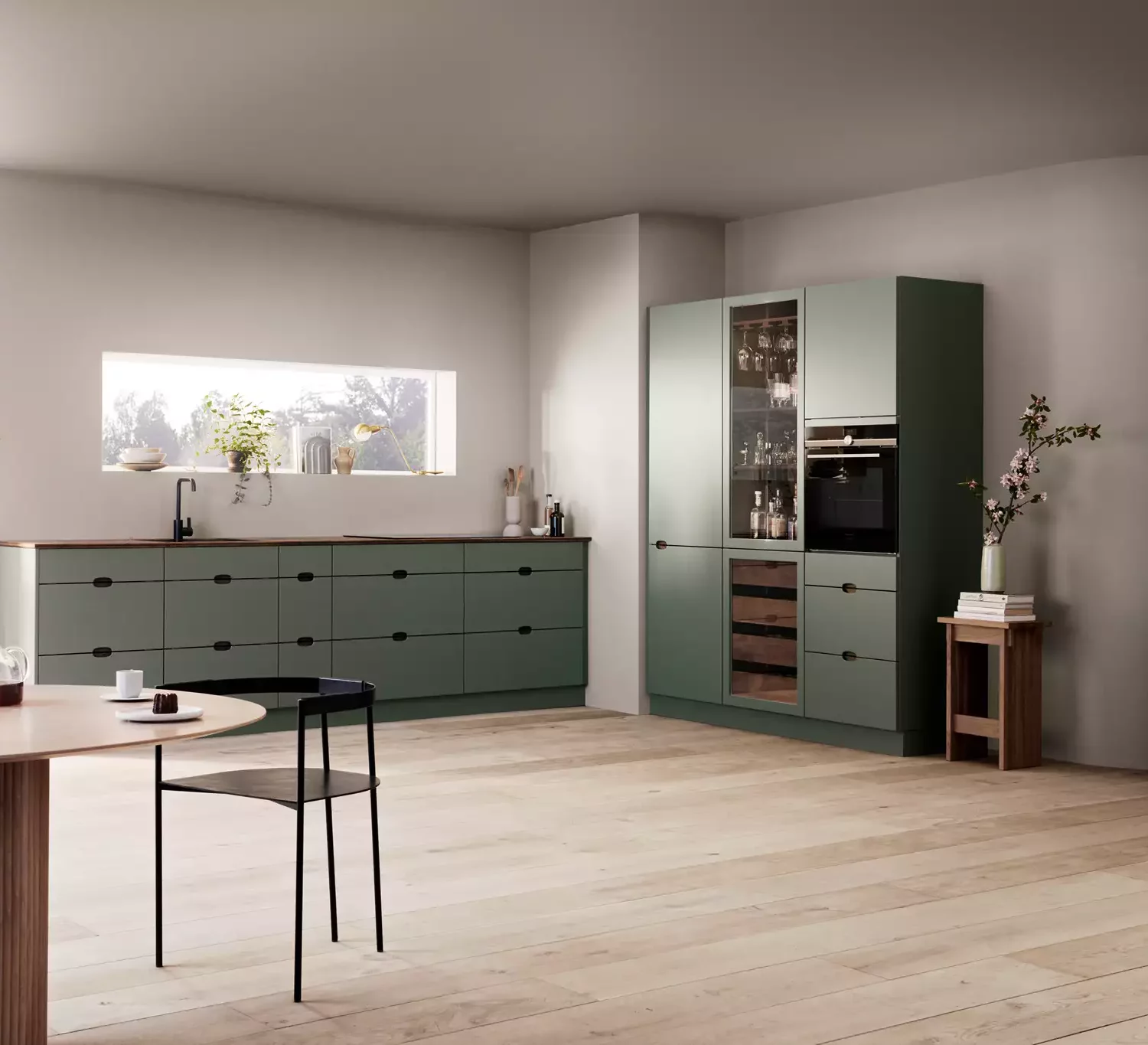 KVIK Ombra Design Küchenzeile grün mit Hochschrank
